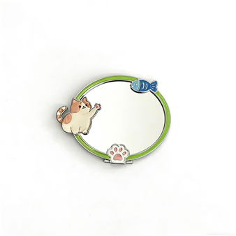 Cat desktop mirror
